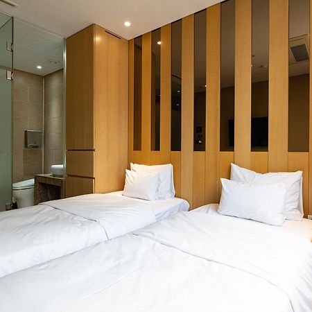 סיאול Hotel The Designers Hongdae מראה חיצוני תמונה