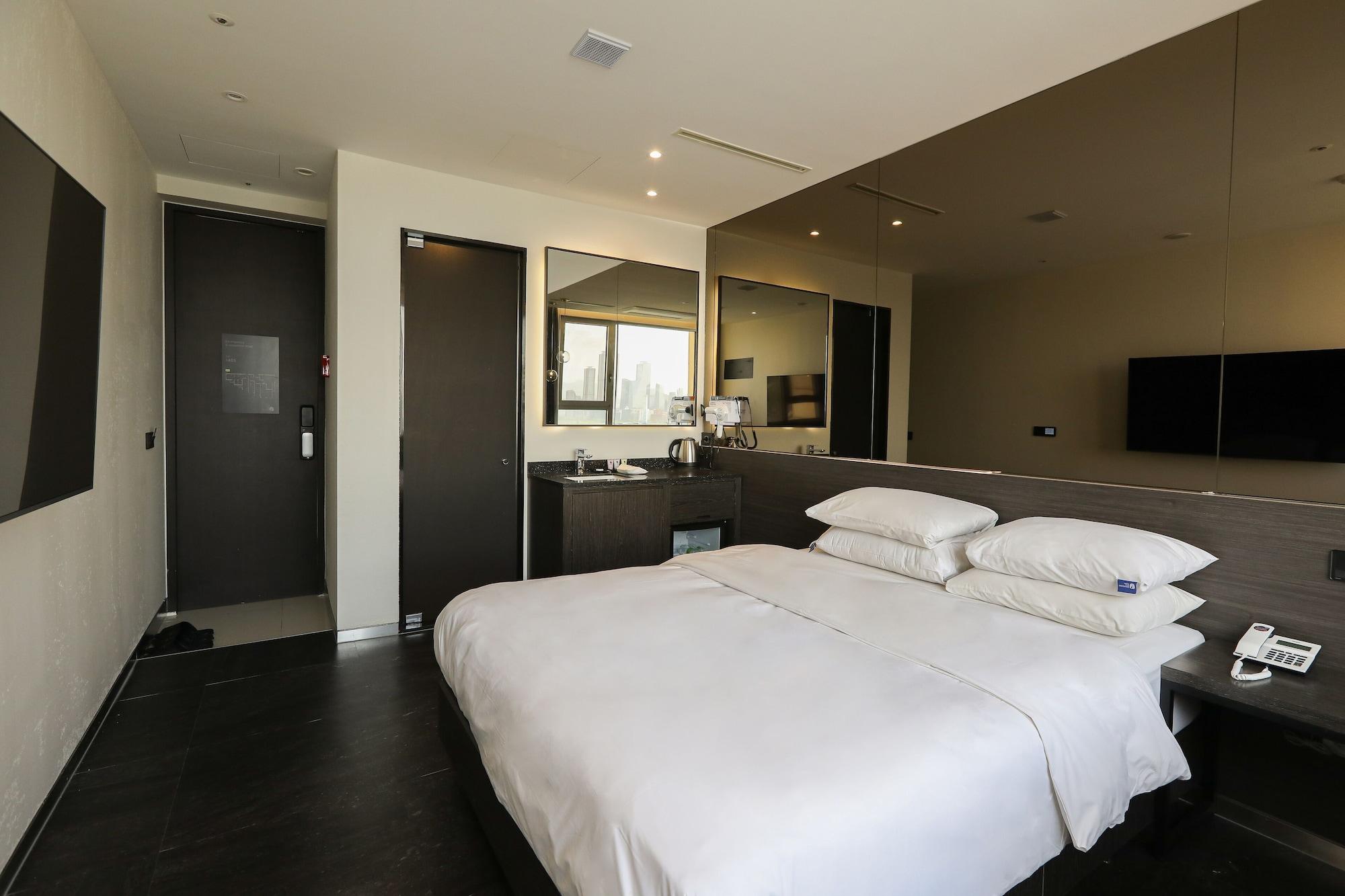 סיאול Hotel The Designers Hongdae מראה חיצוני תמונה