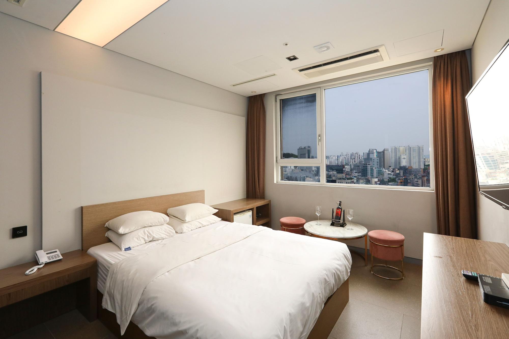 סיאול Hotel The Designers Hongdae מראה חיצוני תמונה