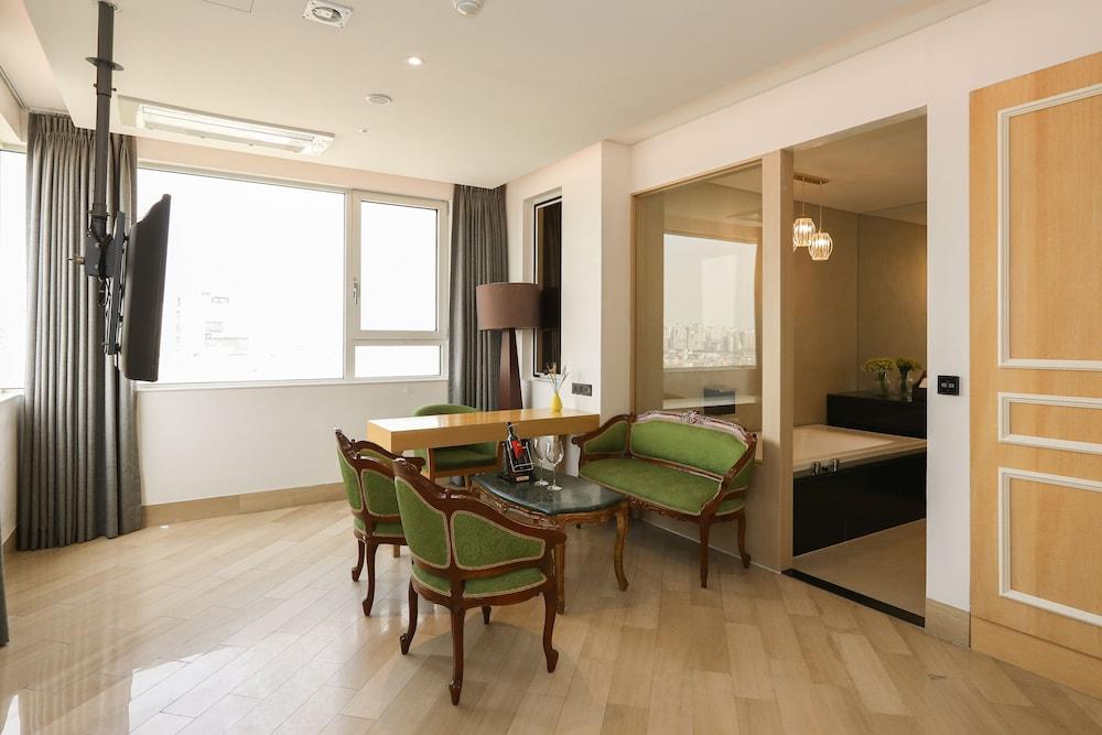 סיאול Hotel The Designers Hongdae מראה חיצוני תמונה